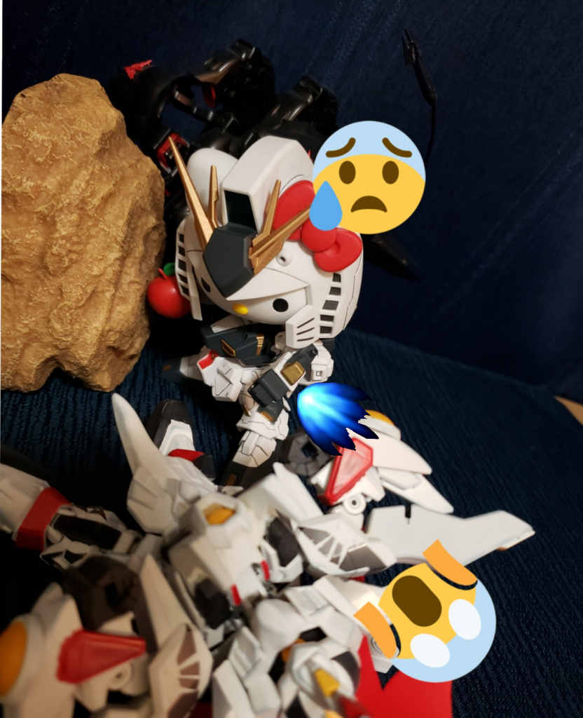 νキティ「もうやめて!こんなことにつきあう必要はないの!下がって!来ちゃだめっ!」
冥王「地球が駄目になるかならないかなんだ!やってみる価値ありま…ウワァアアーー!」