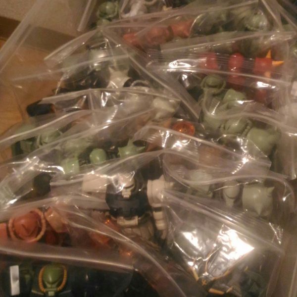 ザクの日ですな