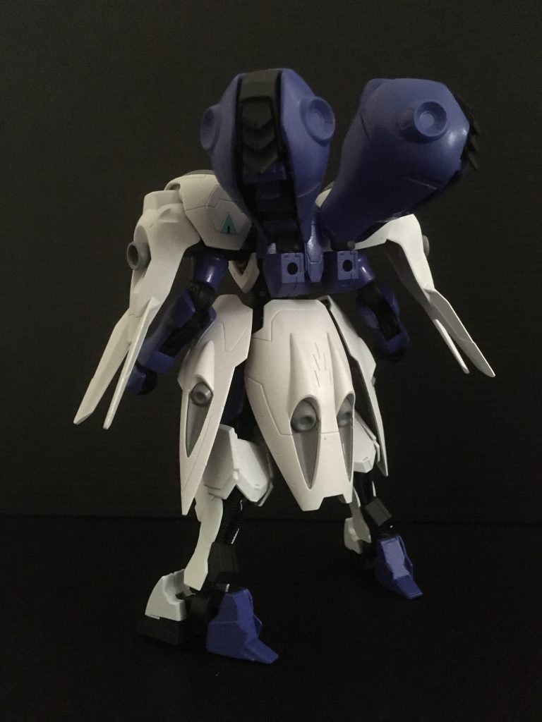 武装:
アルテミスソード
ファンネル×6
