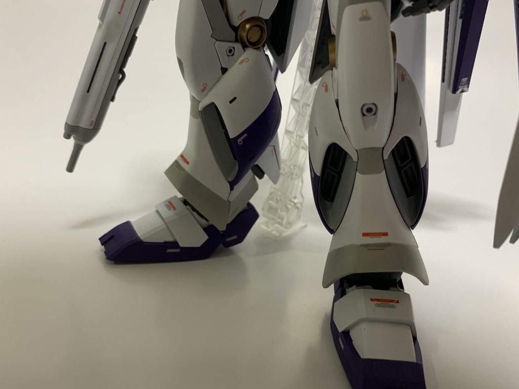 脚パーツもグレーを足しました！！