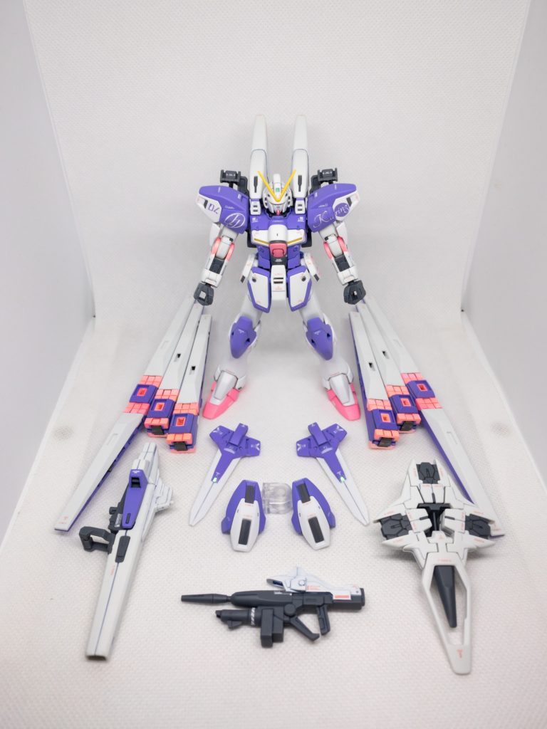 スタティックディスプレイ。
ヴェスバーとビームライフルの塗り分けは我ながらうまく行ったかな・・・とw