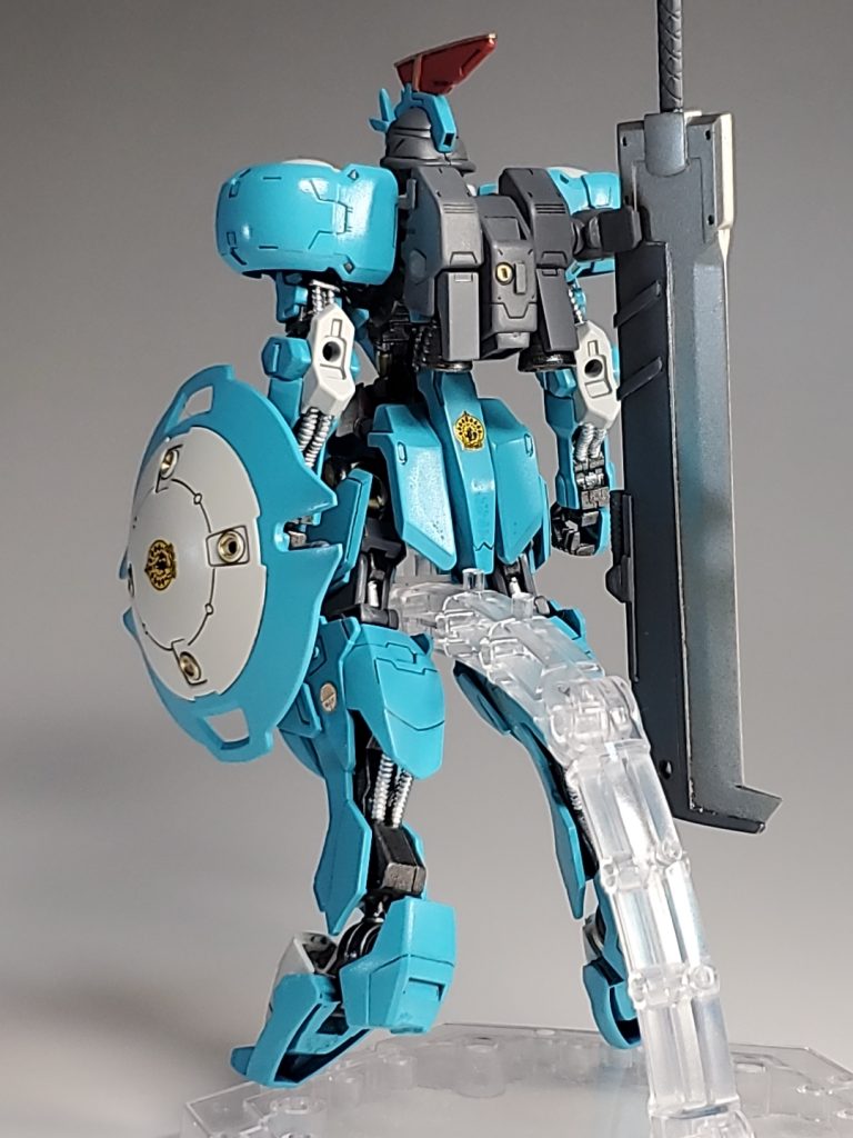 作ってる最中に騎士にしよう、イシュー家にしようと思い付いたので、グレイズリッターに寄せています( ´∀｀ )b