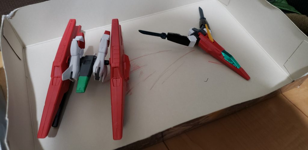 セパレイシュフォーメーショントップジェットとフォートレスに分離(セパレイシュ)する。トップジェットは速さに、フォートレスは耐久性に長けている。