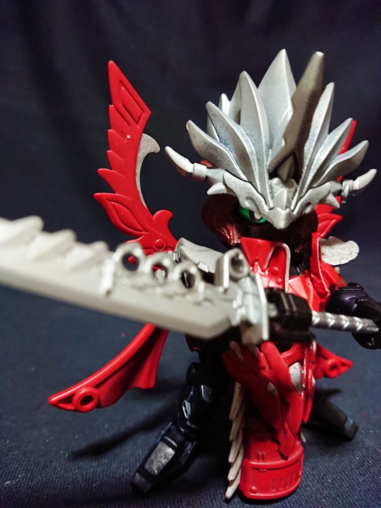 同化の法で竜属モンスターを取り込んだ七英雄の1人。ロックブーケの兄で、ワグナスと共に七英雄を結成した。鎧を脱いだ姿ではサラマンダークローや赤竜破など体術を。鎧を着た姿では抜いた大剣から水鳥剣やカマイタチ、月影を放つ。