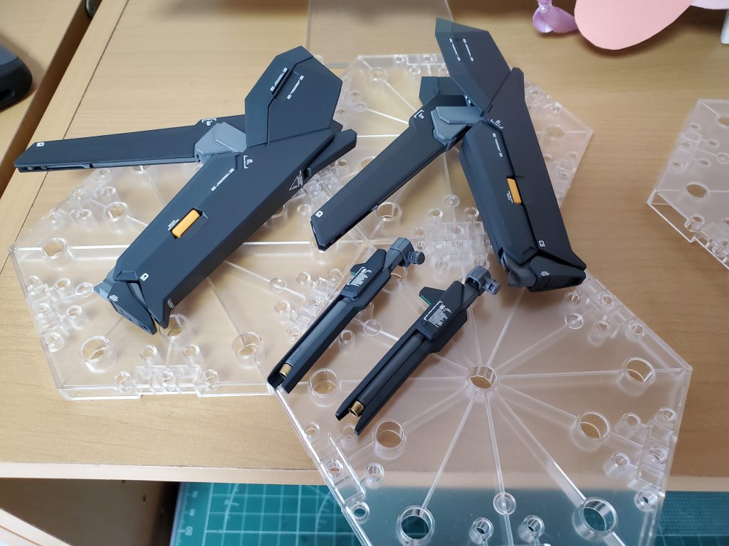 こうしてみるとジャーマングレーとネイビーブルーの色分けがわかりやすいですね