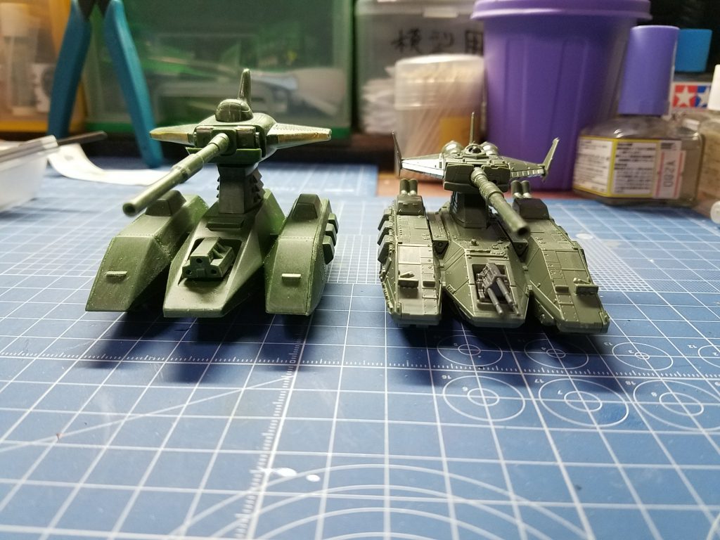 旧キットとEXモデルの比較。