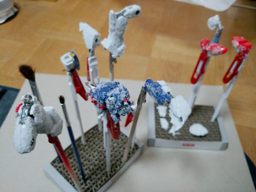 表面のボコボコ感は塩をまぶしてやってます。ホワイトベースのタムラ料理長ブチギレ案件