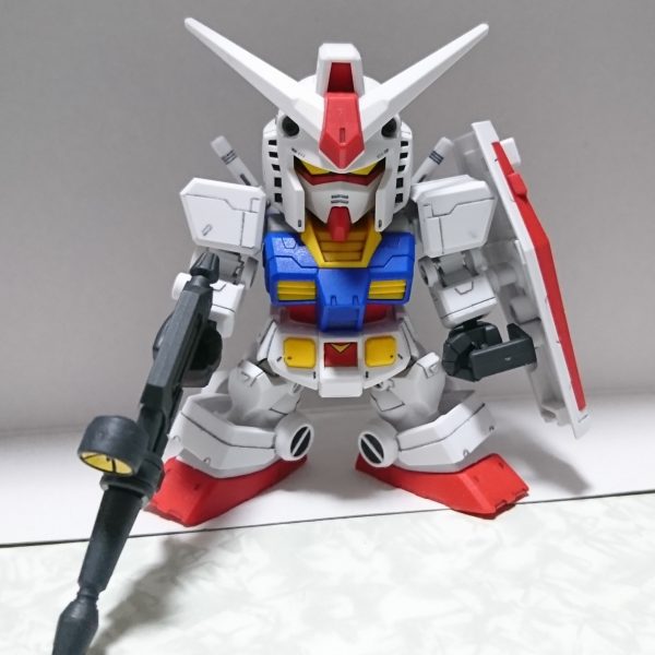 ３歳の息子、初めてのガンプラ