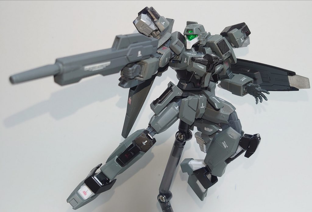 *・ドッズライフル*
Ｇバウンサーと同型のドッズライフル。
威力と射程に優れたロングバレルタイプ。