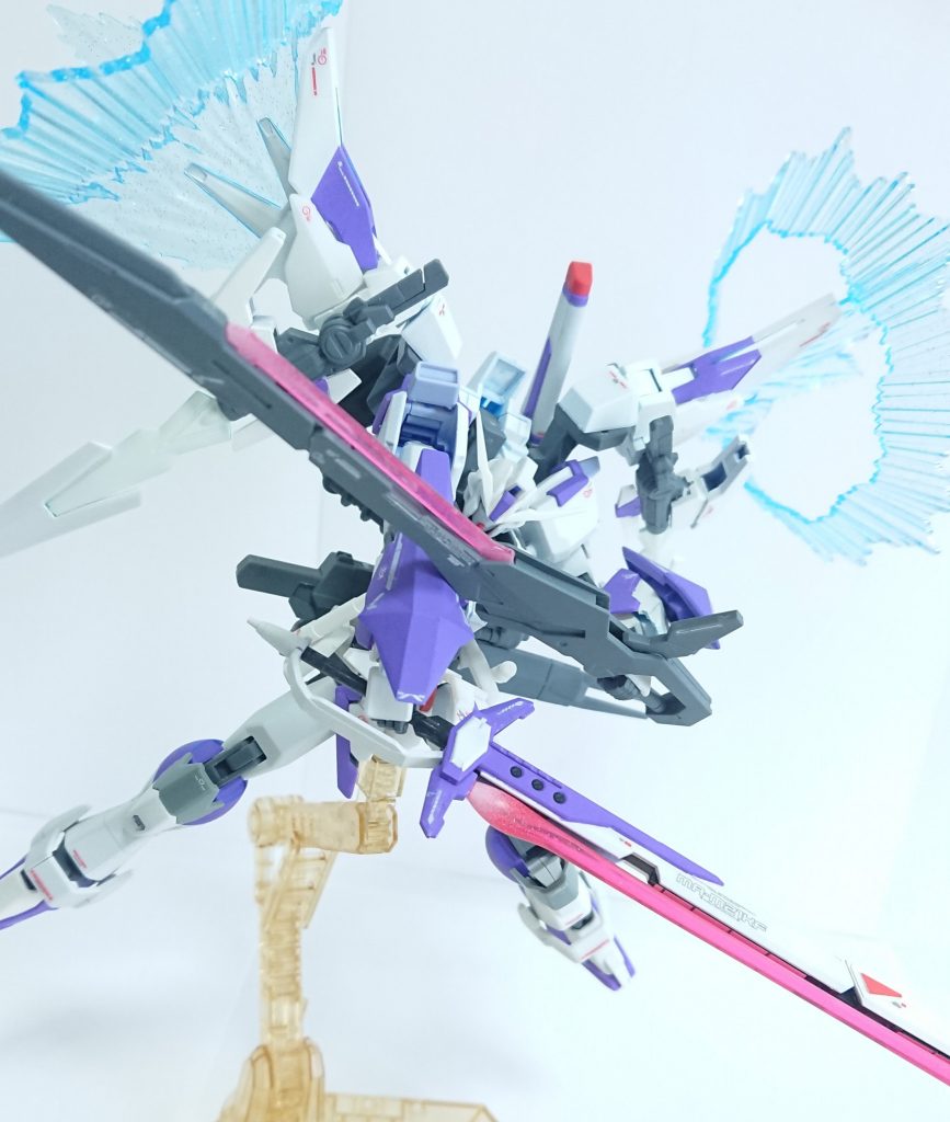 対艦刀(2振り)ダブルオースカイのまんまですね(笑)というわけで、【沈静】ガンダムラヴァンドラでした!オリジナル機体を作ってみましたが皆さんの趣向に合っていれば幸いです。ここまでご覧いただきありがとうございます!