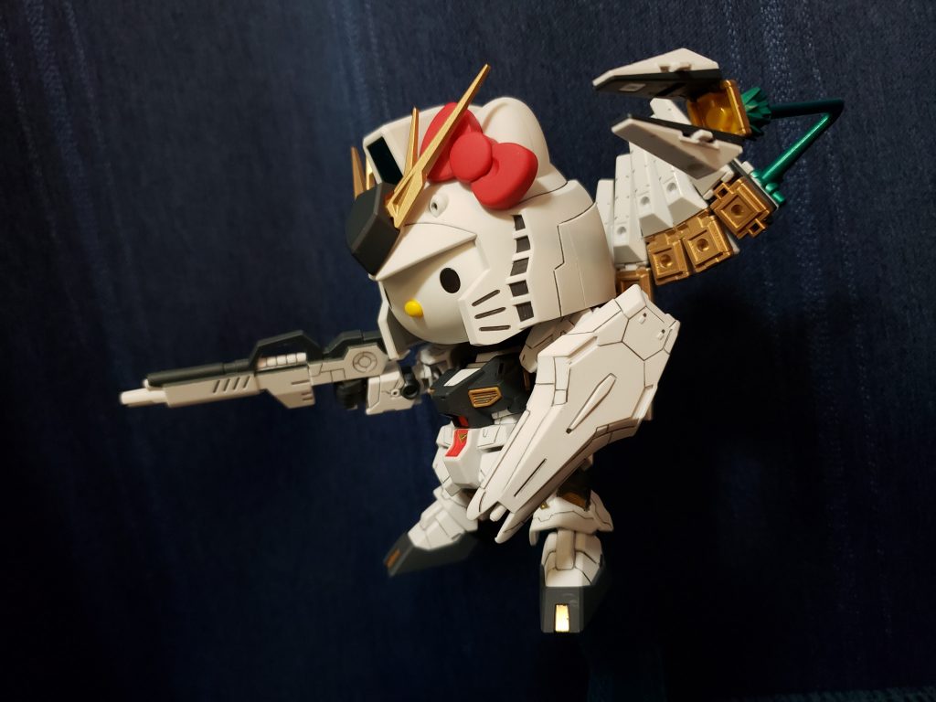 νキティ「邪な気が近づいて来た!いって!ファンネル!」