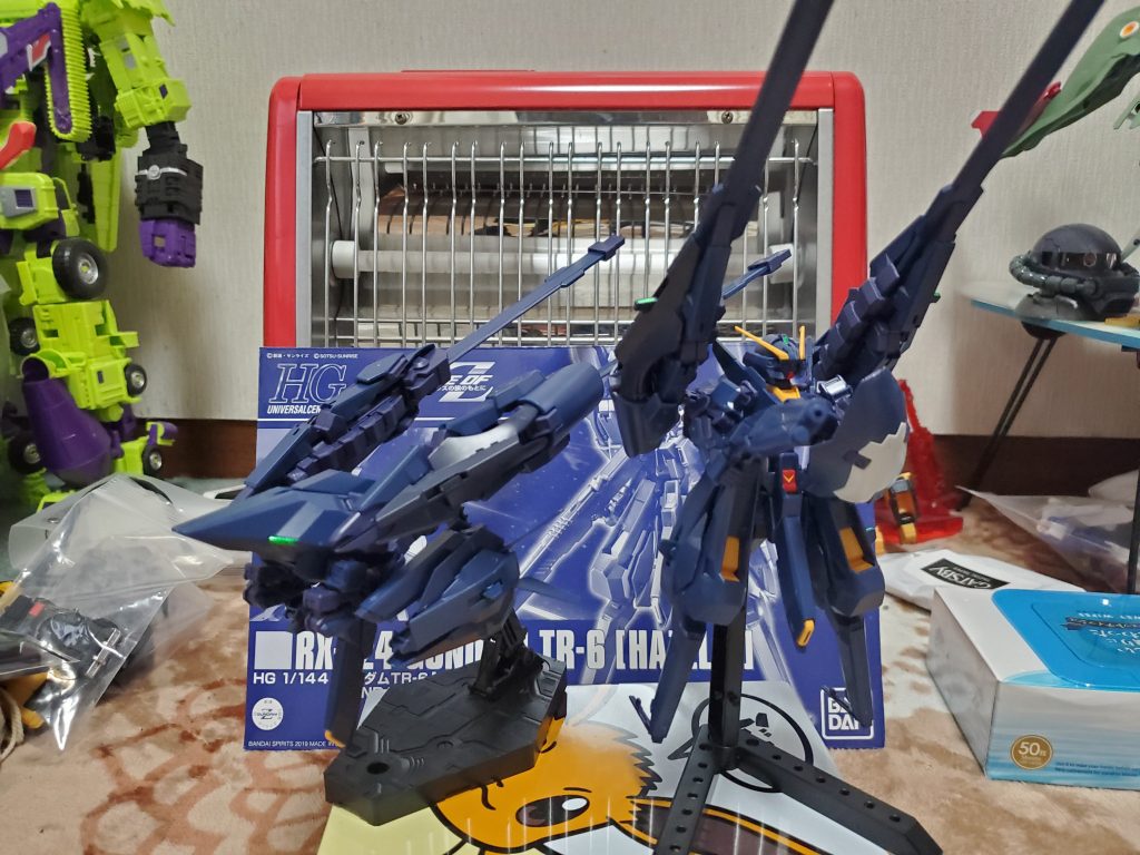 2つ並べて。コンポジットシールドのおかげでなかなか大きい入らないw