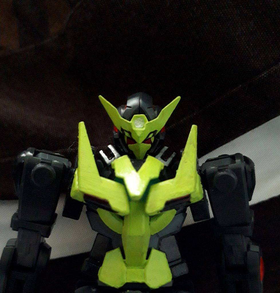 胸部装甲の展開。これが↓