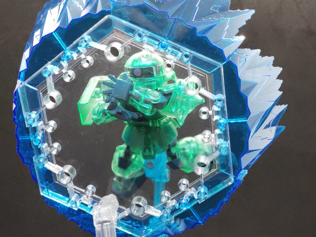 残念だがザクに大気圏突破機能はない…