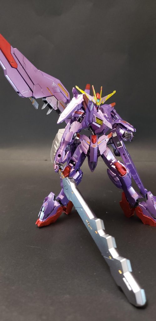 厄祭戦時に使用されていた72体のガンダム・フレーム採用モビルスーツの一機。現存が確認されている26機の中には含まれておらず、厄祭戦時に失われたと思われている。 
一方でギャラルホルンの保有するデータベースにはこの機体の固有周波数が記録されており、実戦に投入されていたことは確かだが、不自然なまでに史料が少なく本機の行方はおろか当時のパイロットの詳細すらも不明。