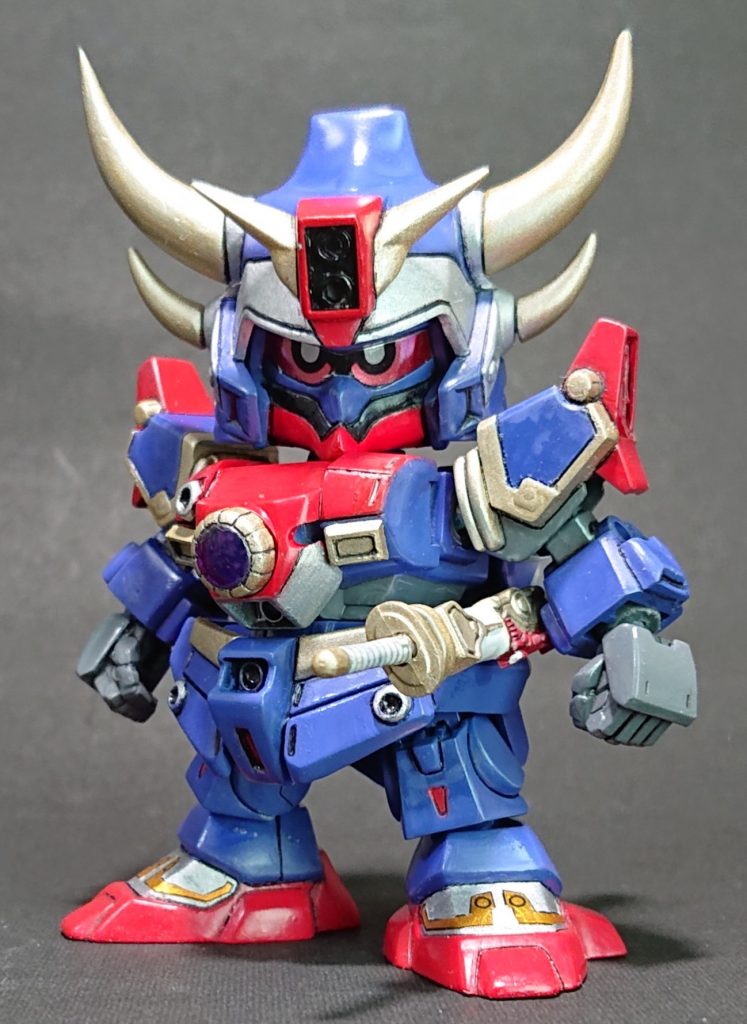 筆ぬり…上手くいきません。
ホイルシールの処理も雑です。