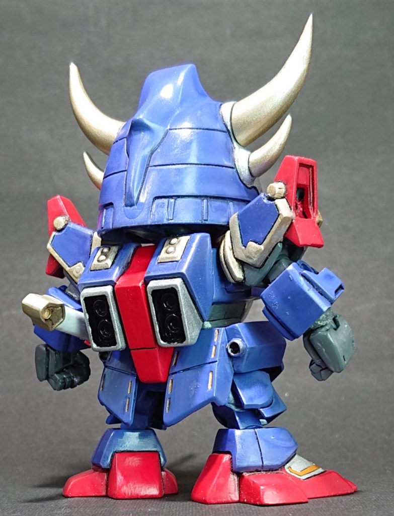 角の先を尖らせたのに欠けてしまいました。