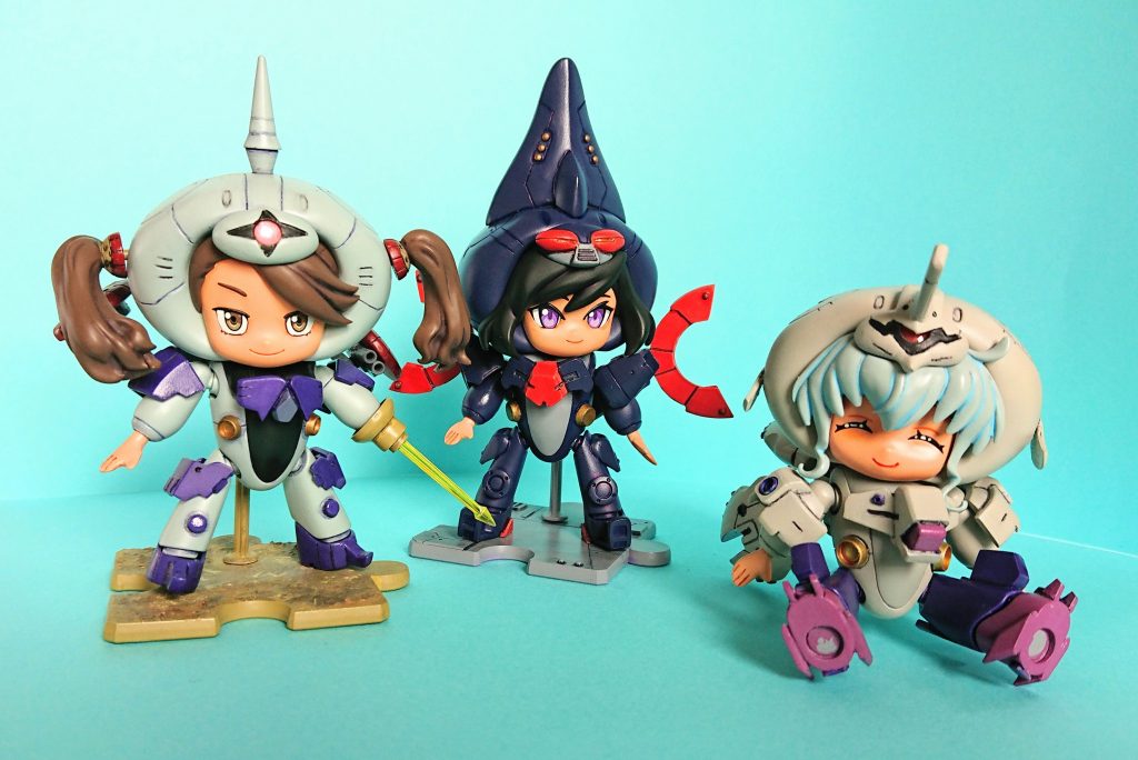 最後に、おねーさま達と一緒☆
撮影中に、足裏のパーツがとれてたことに気付く………(汗)
すまんサラちゃん(;_;)/
今のところ、その予定はありませんけど。
きゃらっがいメイさんが出たなら。
次はウォド娘(むす)ですかね。やっぱり。w