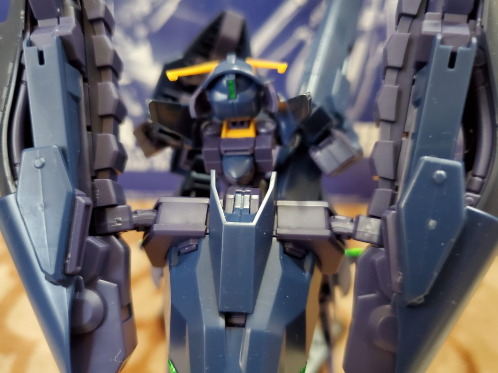 後ろから。コックピットってどうなってるんですかね？プリムローズ2が見えてるwかわいい！