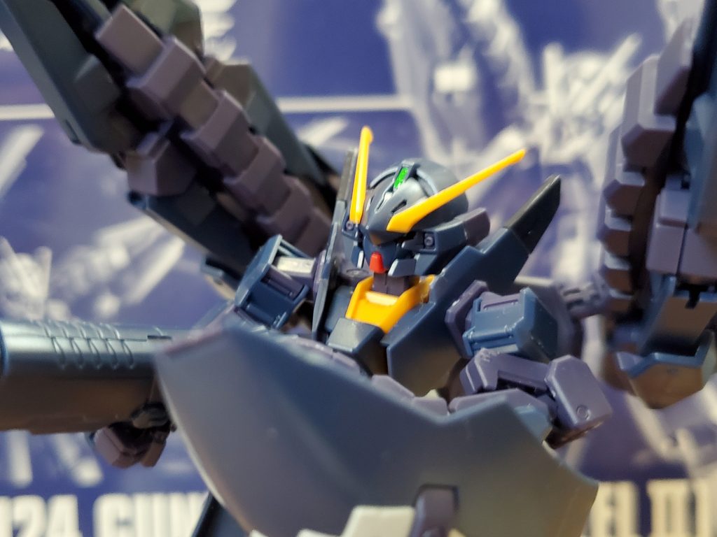 この特徴的なヘッドすこ。あとキハール2の盾を持っていますね！発売当時から、もしかしてキハール2もくるのでは？と思っていました！