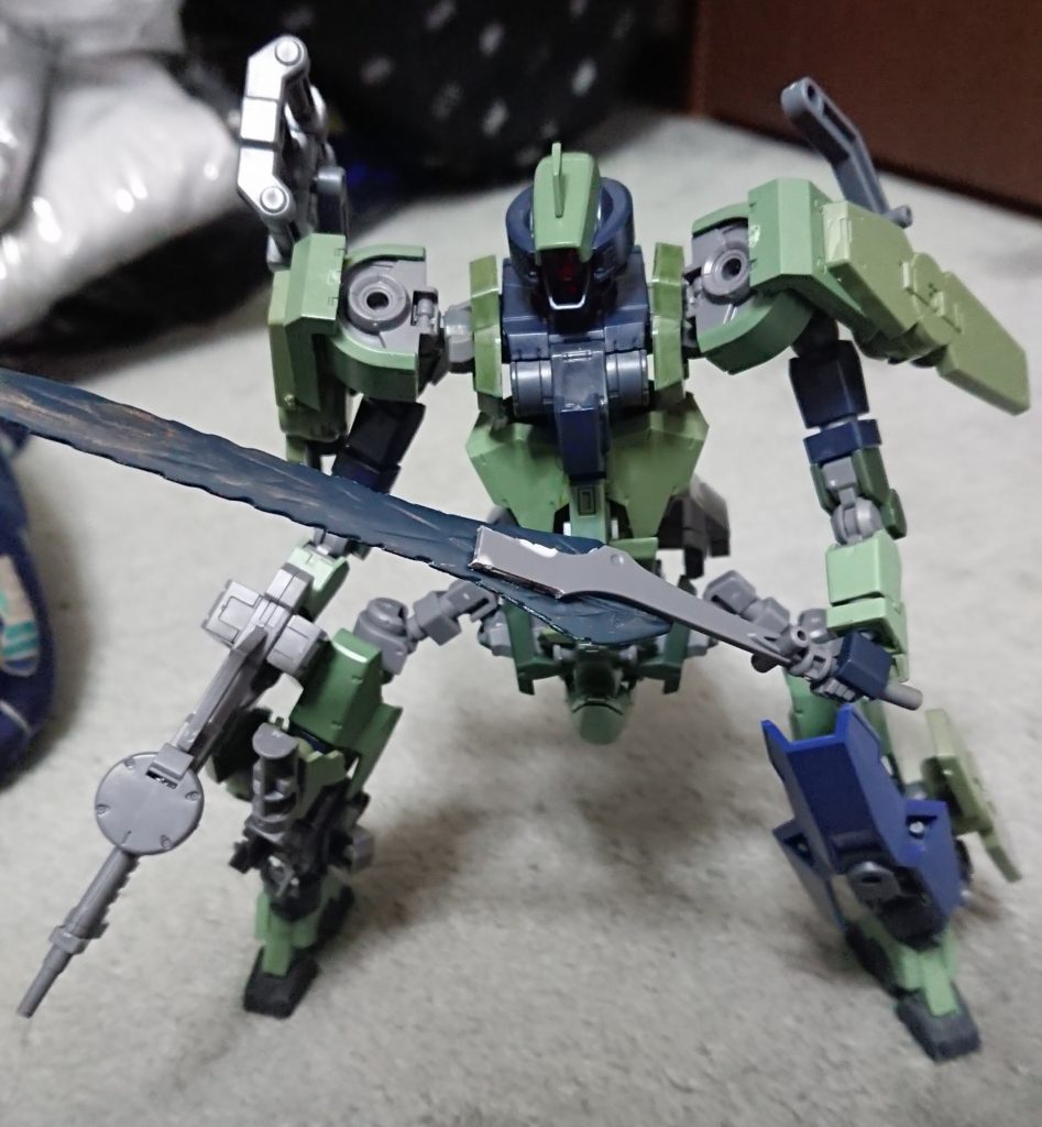 クリート「ギャラルホルンに海賊部隊が襲撃するという情報を耳にしてな。」
整備兵「海賊部隊だと。貴様、その部隊の仲間か?」
クリート「いや、奴らとは敵対する関係でな。基地を襲撃されたくなければ、オレにこの機体を譲ってくれないか。と言ってるそばから。」
整備兵「ガ、ガルムロディ………」
海賊部隊「ギャラルホルンの基地を一つ潰せば、勲章もんってやつよぉ!」