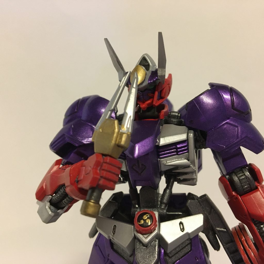 変身音叉はちゃんと取り外し可能で変身ポーズが再現可能です。