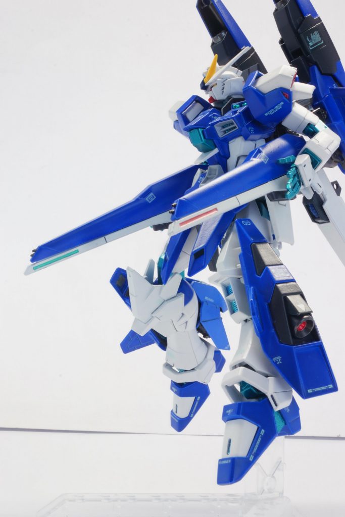 　ポージングその２　ドラグーンショットガン使用イメージです。製作最終段階に発見した武装です。ヴェスバーっぽくて気に入っています。