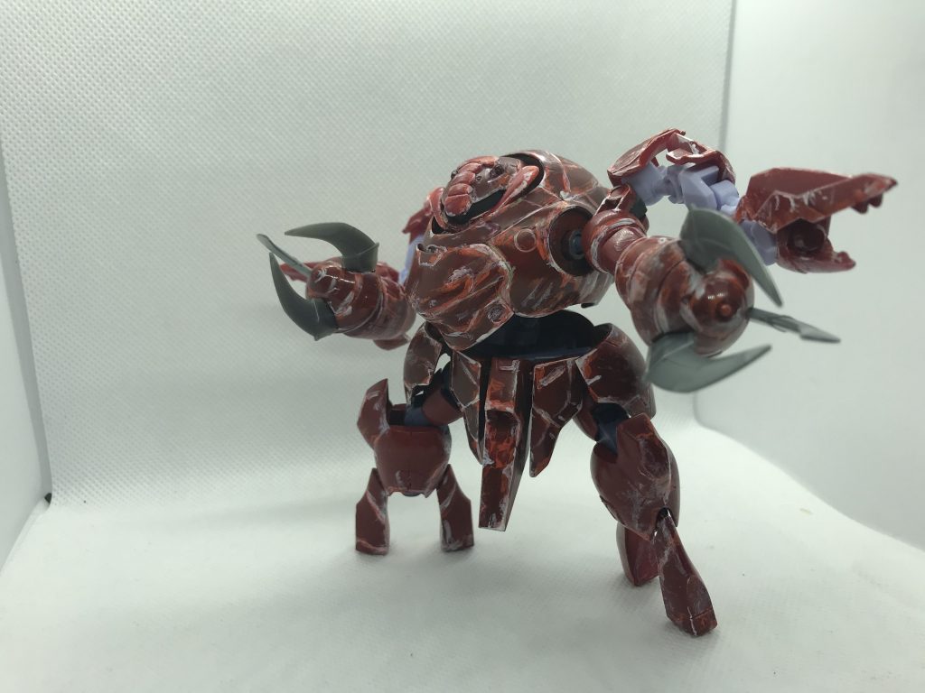 武装はクローとクローバルカンとシザーズクローのみです。
塗装は茹でたカニ🦀イメージです🦐