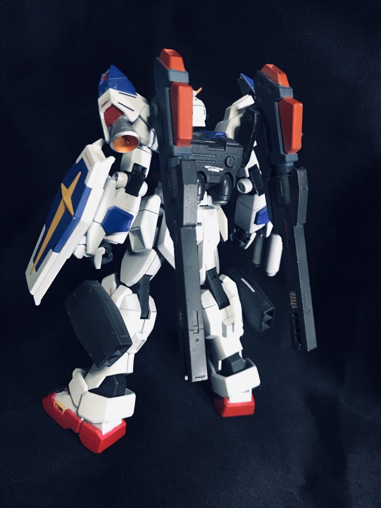 背面より。レールガンは30MMのカスタムパーツを使用してます。