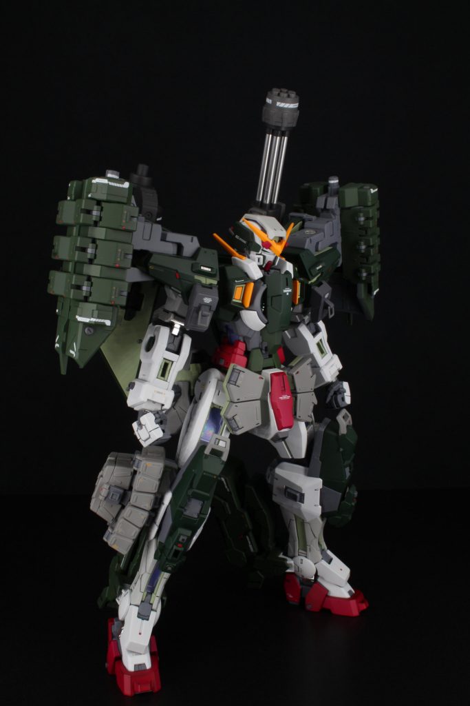 フレームのチラ見えする部分をライトグリーンで塗装しアクセントにしてみました。