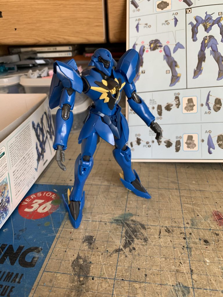 ベースにはギラギラーガを使用しました。