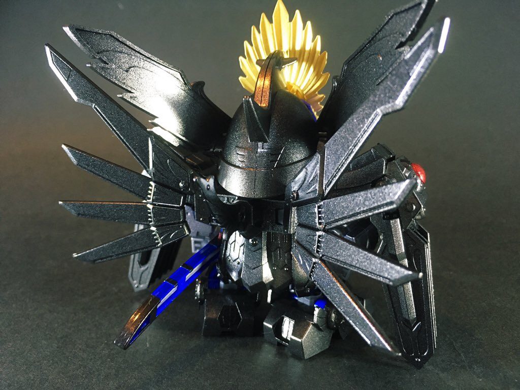 隣国美濃の斎藤(一色)式部大輔龍興を破って稲葉山城🏯を奪取すると本拠を移し、古代中国周王朝発祥の岐山🗻と孔子の祖国魯の都・曲阜に因んで名を岐阜城🏯と改めた。
天運を得、流浪の足利将軍を奉じて入洛。以後数多の強敵に囲まれるも次々と討ち破り、「天下布武」を掲げて日ノ本中央に君臨した。