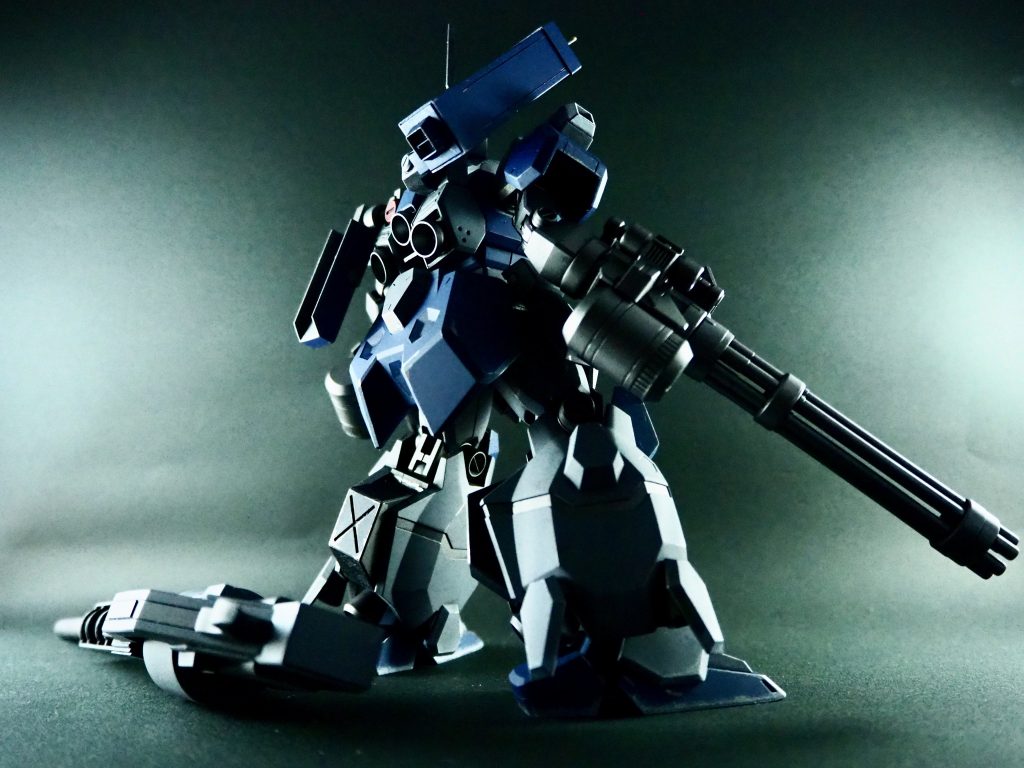 殲滅巨兵–9枚目/制作者:ヤマクロス