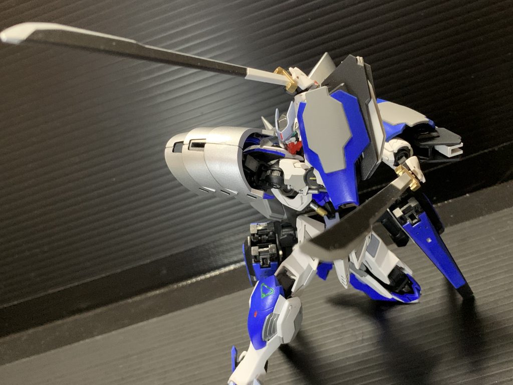 ガンダム・バルバトスルプス 銀-シロガネ-–6枚目/制作者：√銀龍 ﾁｰﾑGBH