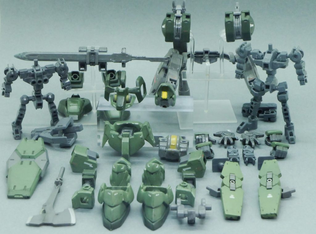 スタティックディスプレイのようなもの。装備も充実してきました。