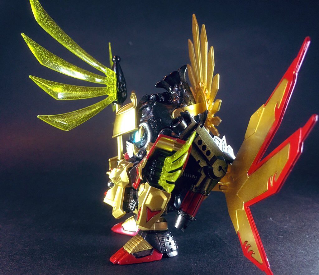 羽柴筑前守秀吉と改め百戦錬磨し、中国毛利攻め方面軍司令官まで出世する。
天正十年、本能寺🔥で信長が討たれるや大返しを決行!山崎合戦で仇敵・明智🎍を破り、諸将を降して信長の後継者たる地位を確立する。圧倒的軍事力で天下の実権を掌握すると関白宣下・太政大臣に就任し、豊臣政権を樹立した。