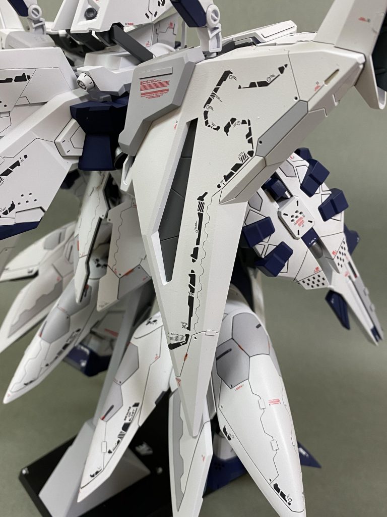 ラインデカールはじめて使ってみました
手軽にディテールアップ出来た気になるからオススメ(