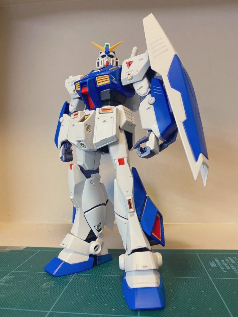 ガワラ立ちで( ´ ▽ ` )ノ