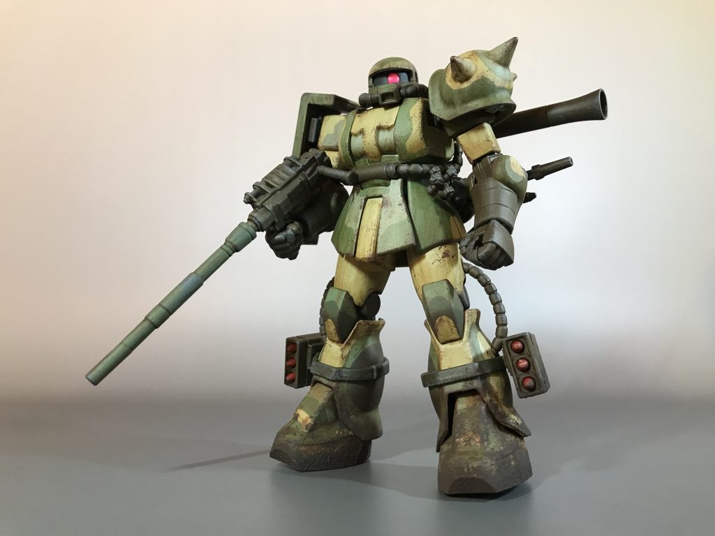 この迷彩カラーリングの設定はめちゃくちゃカッコいいと思います。いつかは作りたいと思いを馳せておりました。