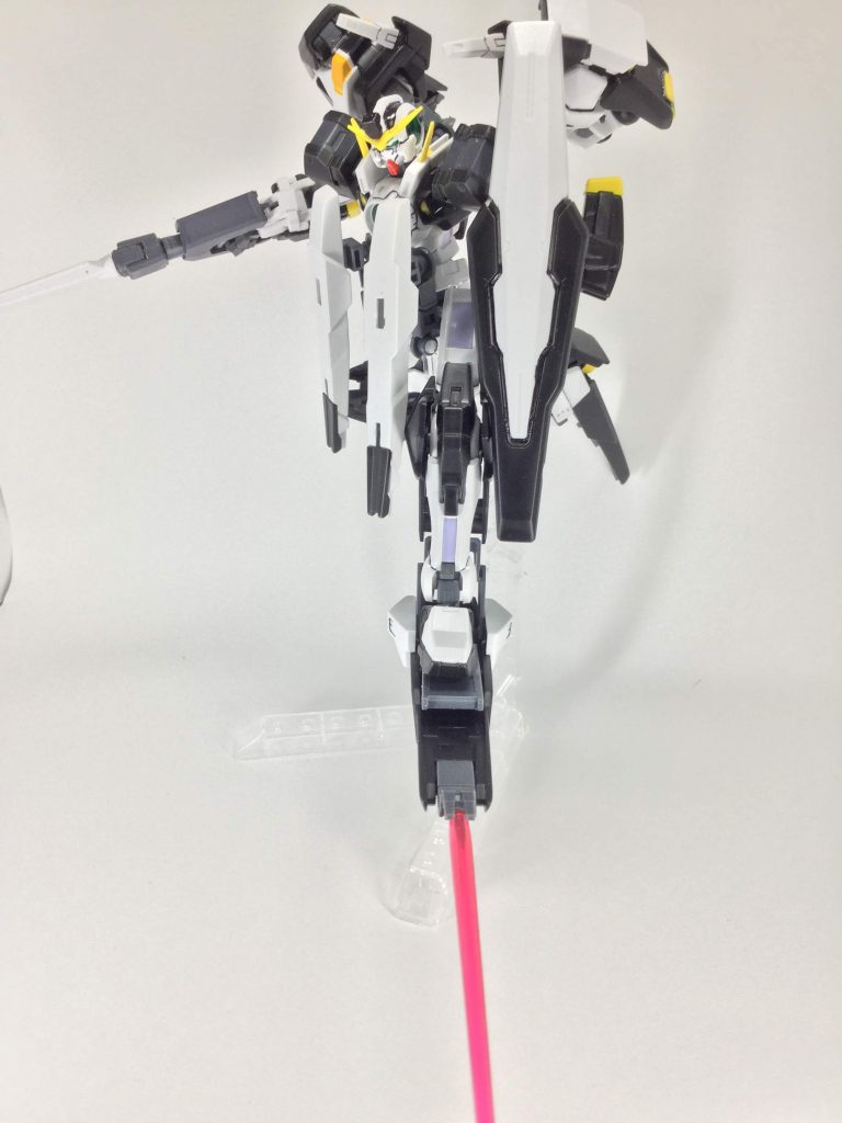 脚部のダッシュユニットはエクシアと同様に使用出来る