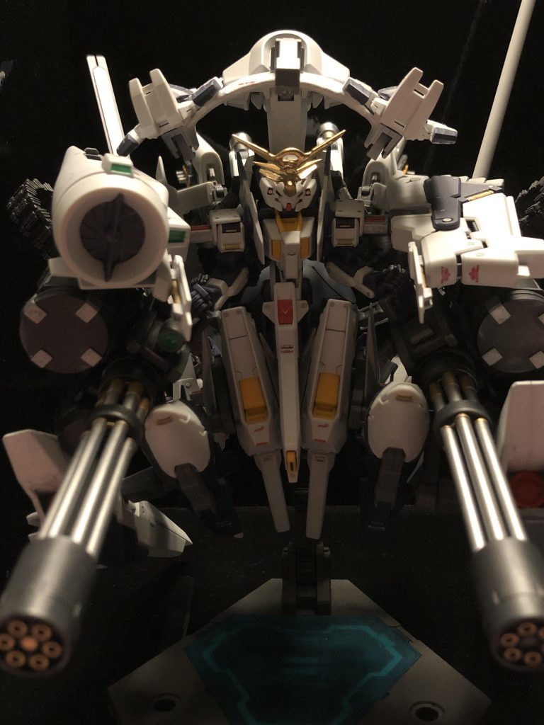 正面。
組替えが楽しいプラモに出来たかなと思います。
ここまで見て頂いてありがとうございましたm(_ _)m