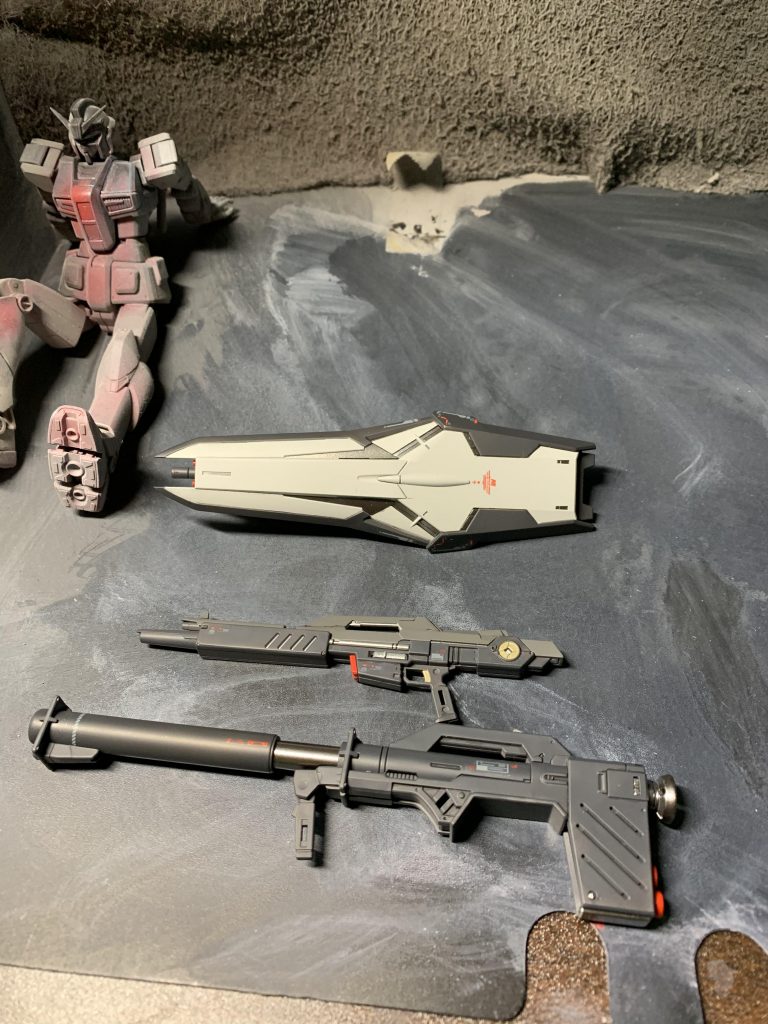 初の塗装を見守ってくれていた実験用モルモッt…G40ガンダム兄貴と武装類の塗装