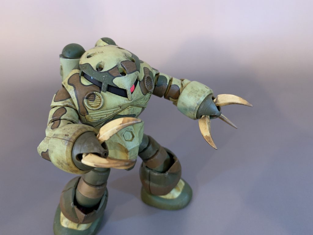 おフランスの陸戦型のズゴックであります。