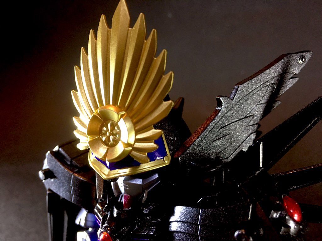 〜〜〜〜〜〜〜〜〜〜〜〜
先日岐阜城を訪れた際、おみやげコーナーに三英傑のSD戦国伝キットが普通に売っていてつい購入してしまいました。