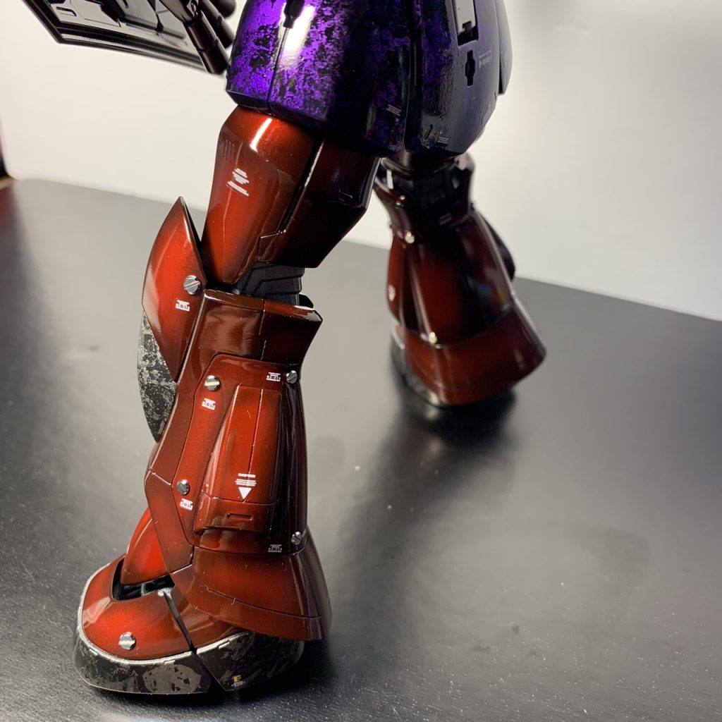 少しですが脚周りの筋彫りと、マイナスモールド
初の筋彫りに苦戦しました、でも少し手を加えるだけで見た目がだいぶよくなったと思います。