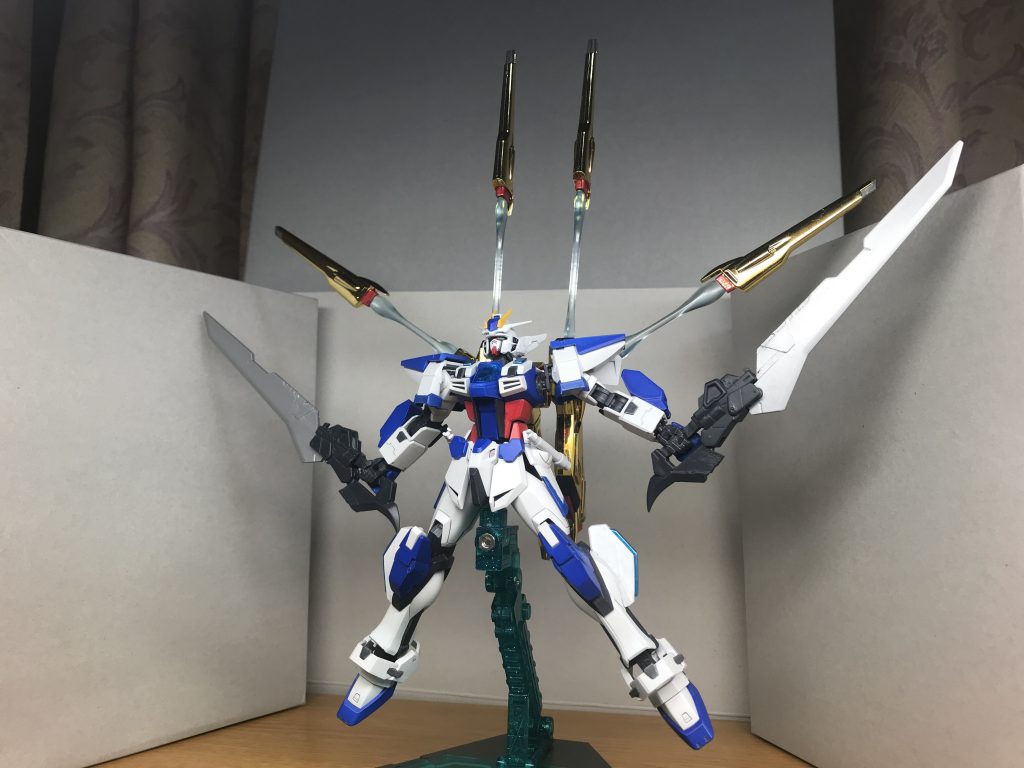 *シラヌイストライカー合体状態*