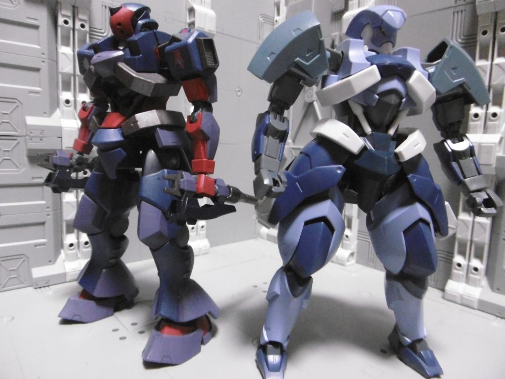 その【百聯】と。
隴叡（残月）ではより明確な設定があったので塗装表現しています。

百聯が出来たのは、実は本作よりも後だったりします。
本作で使わなかったパーツで再構成したのが前作。