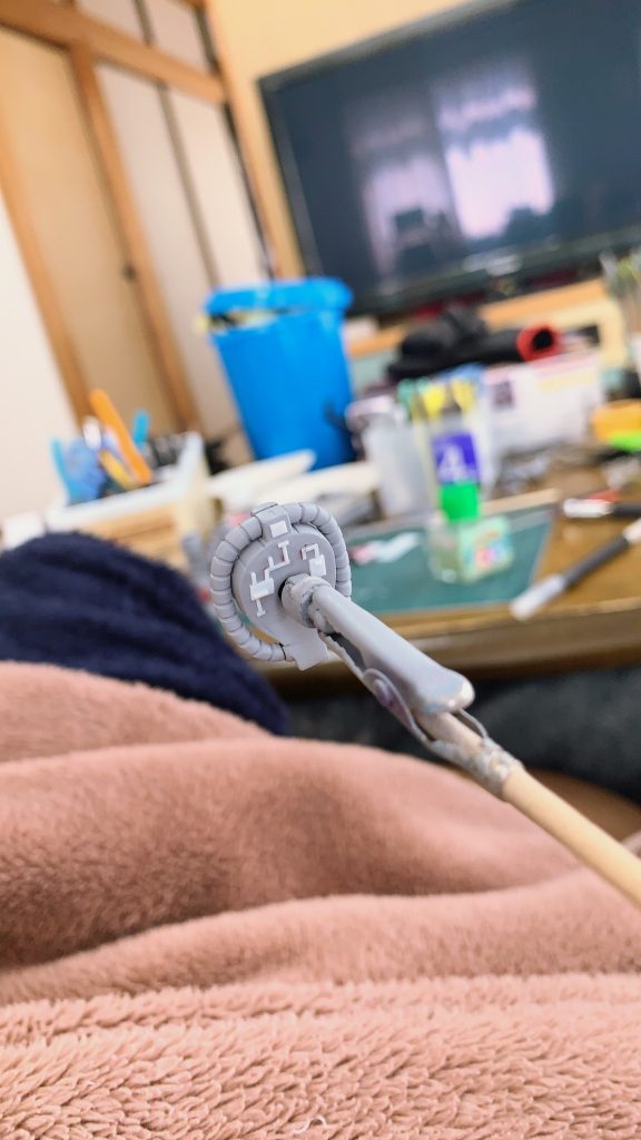 頭部下など、各所にディティールアップを施しています。