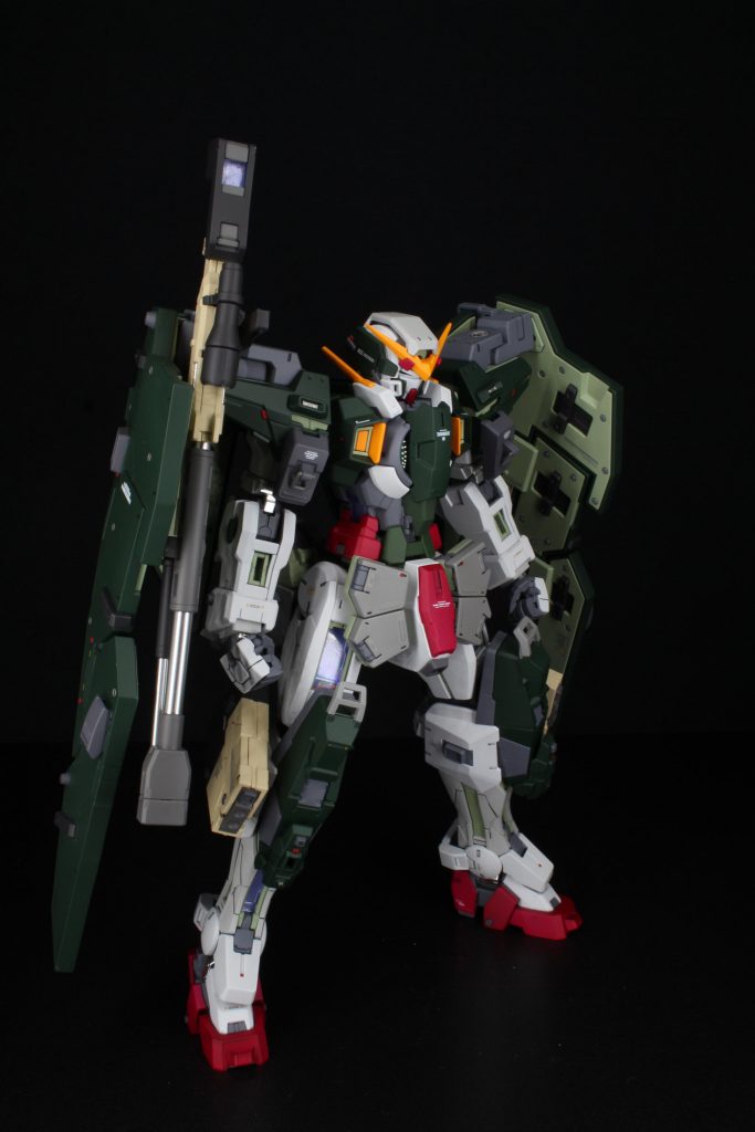 接続部は弄っていないのでシールド装備もそのまま付けれます。