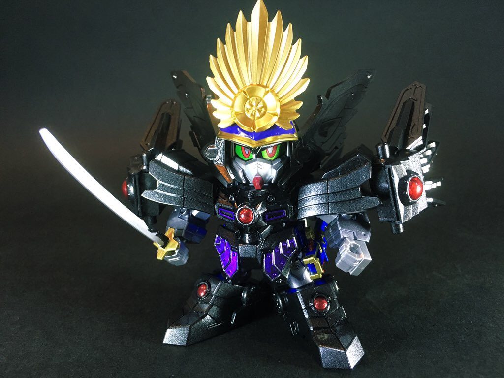 天正年間には正親町天皇より勅を賜わり右近衛大将・右大臣に昇る。名実共に天下人として権威絶世を極め、自らは安土城🏯にあり明智・羽柴・柴田ら家臣団を各方面軍司令官に任じて天下一統の覇道を指揮した。
しかし天正十年六月、志半ばにして明智(惟任)日向守光秀の謀叛に遭い京・本能寺に歿す。🔥